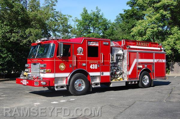 Engine 432 - 2014 Pierce 1500 GPM Custom Pumper 